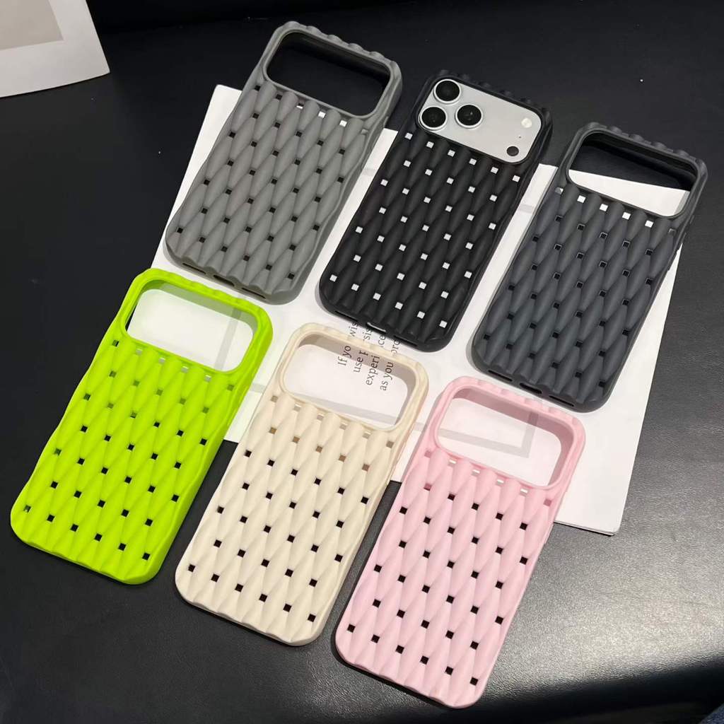 Custodia per iPhone 15 16 17 P - Heat Dissipation Mesh Breathable Case recensione e prezzo